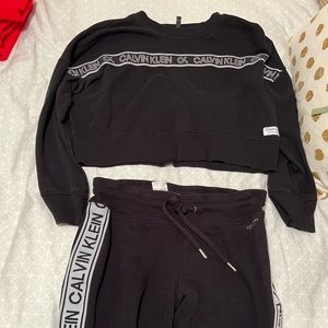 Calvin Klein black tracksuit ( cropped top )